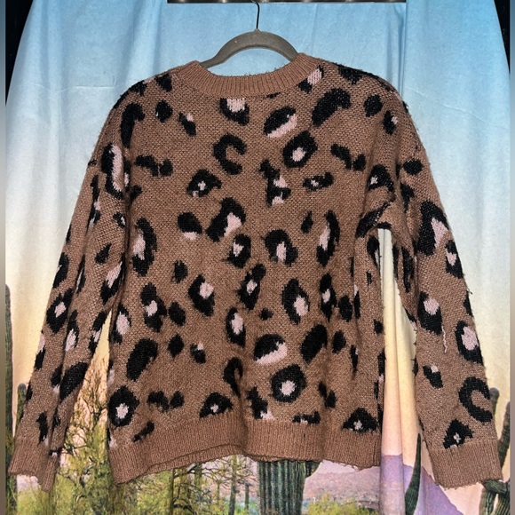 Cliché Leopard Fuzzy Sweater 🌵XS - Picture 3 of 5